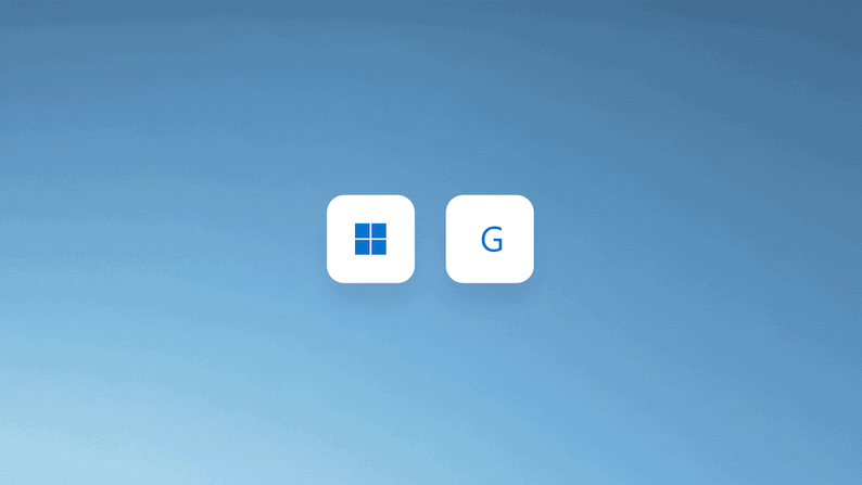 Windows logo key plus G opening Xbox Game Bar over Minecraft